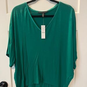 White House Black Market Kelly Green Dolman Sleeve Tunic